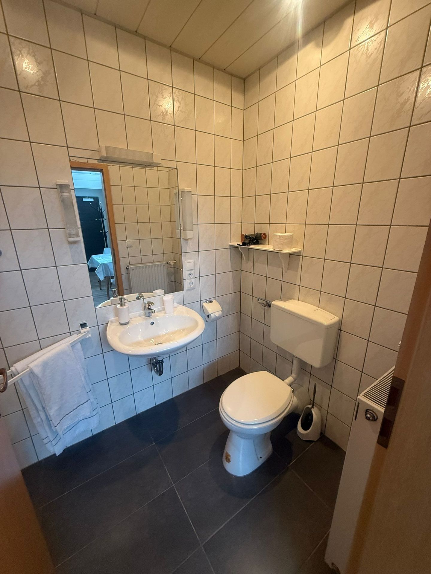 DZ Hotel Dernbach mit Bad