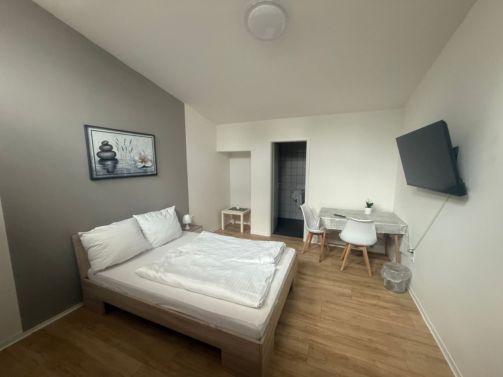 DZ zentral Hotel Dernbach